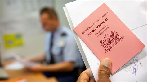 duits consulaat amsterdam paspoort verlengen